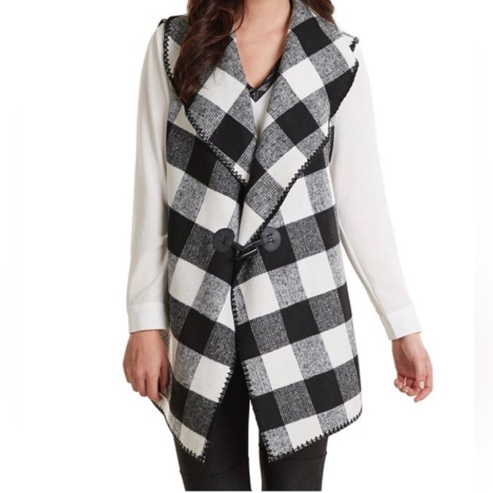 Mud Pie women’s black plaid blanket vest one size fits most